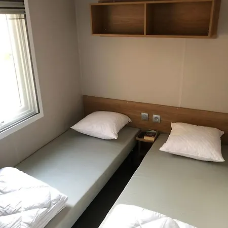 Mobilhome 6-8 Pers - 3 Ch - 1 Sdb - Parc Aquatique Holiday home